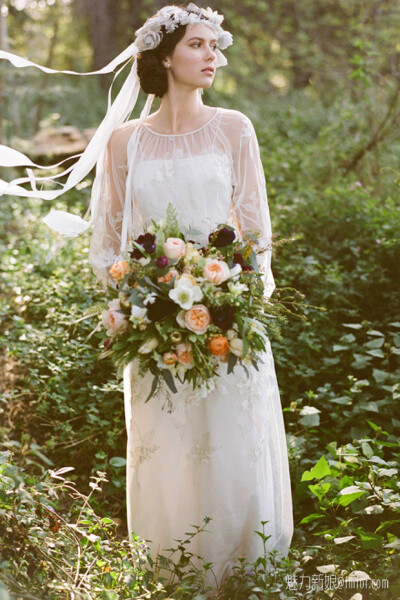 [imior.com]Erica Elizabeth Designs婚纱头饰 更多:http://www.imior.com/goods/show?gid=4050