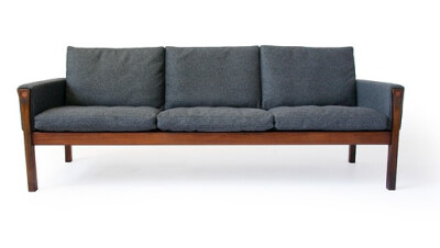 HANS WEGNER AP-62 ROSEWOOD SOFA