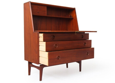 A. HOVMAND OLSEN MOGENS KOLD TEAK BUREAU