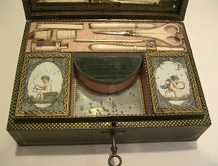 french sewing kit nécessaire de broderie en or