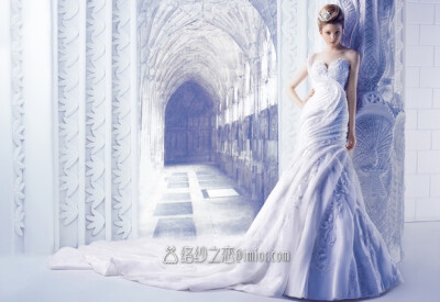 [imior.com]Michael Cinco 2013婚纱奢华礼服 1 更多:http://www.imior.com/goods/show?gid=3734