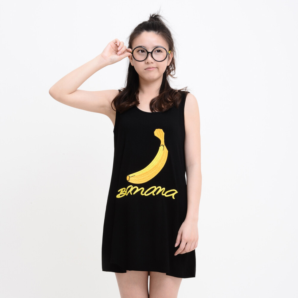 墨大叔unclemo 长款女装香蕉刺绣banana宽松显瘦黑色打底背心裙