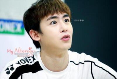 【PIC】140615 #Nichkhun# 140614多文化家族羽毛球补图8P cr：danjisoo 请大家不要舔屏#Nichkhun宁静致远 微笑面对#