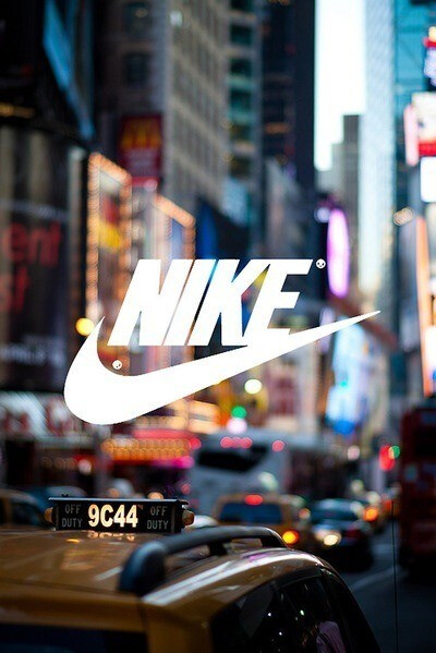 Nike——午夜放毒。