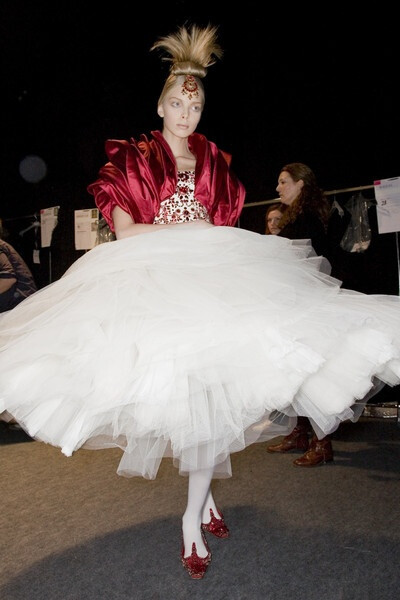 Alexander McQueen Fall 2008 - Backstage