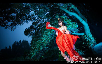 #剑网3# #剑网3COS# 定国秀萝：@灰尘满天这个名字已经被人抢了 ，破虏秀萝@叫我夏蓝酱