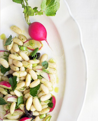 White Bean and Radish Salad This spring, pair your radishes with creamy cannellini beans.