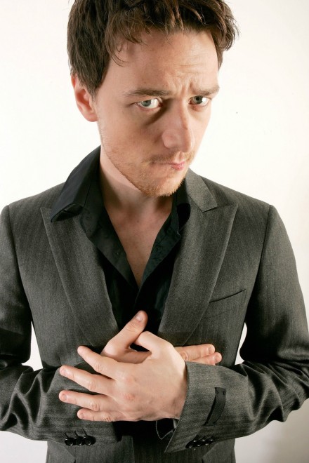 #James McAvoy# 这套苏我一脸的HQ，目前只找到八张，不知道还有没有其他的没找到的，欢迎小伙伴们敲我补充嗷！第三张和第四张45°仰角的悲伤？【滚】防缩图给没看过的小伙伴打个包。都是2000x的高清。最后一张no more me……链接: http://t.cn/RvW95NB 密码: g9j6