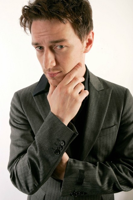 #James McAvoy# 这套苏我一脸的HQ，目前只找到八张，不知道还有没有其他的没找到的，欢迎小伙伴们敲我补充嗷！第三张和第四张45°仰角的悲伤？【滚】防缩图给没看过的小伙伴打个包。都是2000x的高清。最后一张no more me……链接: http://t.cn/RvW95NB 密码: g9j6