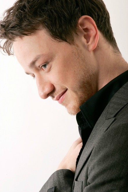 #James McAvoy# 这套苏我一脸的HQ，目前只找到八张，不知道还有没有其他的没找到的，欢迎小伙伴们敲我补充嗷！第三张和第四张45°仰角的悲伤？【滚】防缩图给没看过的小伙伴打个包。都是2000x的高清。最后一张no more me……链接: http://t.cn/RvW95NB 密码: g9j6