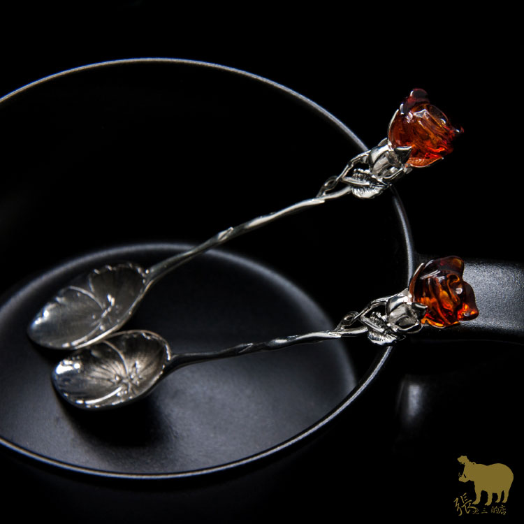 波罗的海天然琥珀欧式复古设计玫瑰款咖啡勺