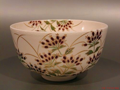 《淳朴秀雅的花瓷碗》欣赏