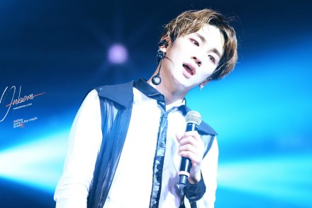 【ONBOM!온봄】14/06/22 INDEX PHOTO 门板更新2P #KEY##金基范# 站內☞【 http://t.cn/RvYpd55】雅加達場門板更新！蹦米寶寶發光了昂嗷嗷嗷 ε٩(๑&amp;gt; ₃ &amp;lt;)۶з 怎麼能夠同時又帥又可愛呢，捏捏臉喔喔喔喔喔喔⁽⁽ ◟(∗ ˊωˋ ∗)◞ ⁾⁾