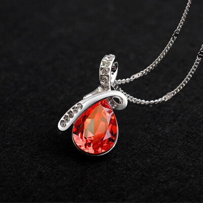 很漂亮的项链，闪闪的