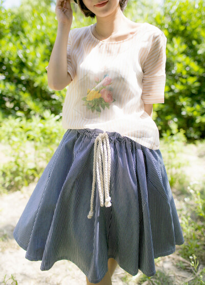 原创设计女装夏季vintage欧根纱印花宽松短袖女士T恤文艺
