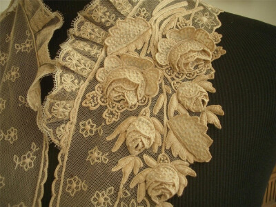 Antique lace collar, superb three dimensional art. Hours of work but worth every one.