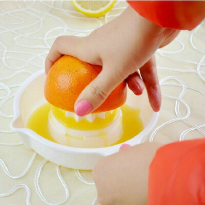 日本进口 inomata手动榨汁器 简易水果橙子榨汁机 婴儿童果汁机