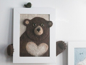 SPROUT原创羊毛毡手工棕熊小画 3种尺寸的图片