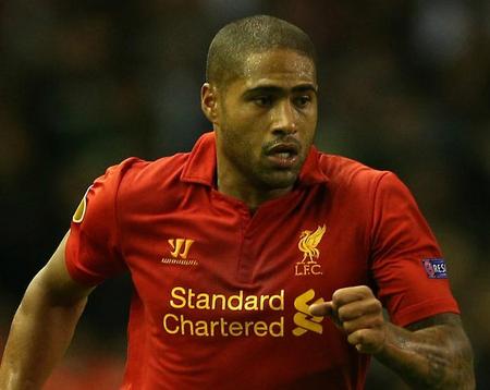 格伦-约翰逊（英格兰） 英文名:Glen Johnson 生日:1984-8-23 身高:1.8 体重:70 位置:后卫 比赛信息 国家队出场次数/进球数：42次/1进球 曾效力俱乐部：西汉姆、切尔西 本赛季俱乐部出场数：出场30次/0进球 现役俱乐部:利物浦