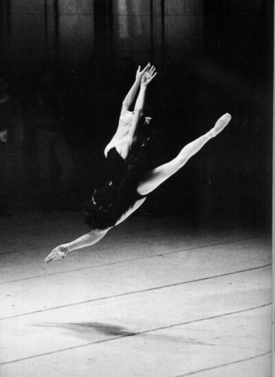 Sylvie Guillem - Swan Lake