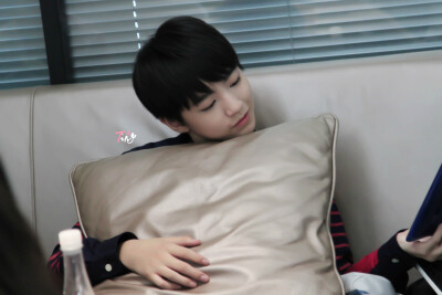 TFboys王俊凯 519重庆至长沙08 cr-TTTing__ 麦当劳 型男 wangjunkai