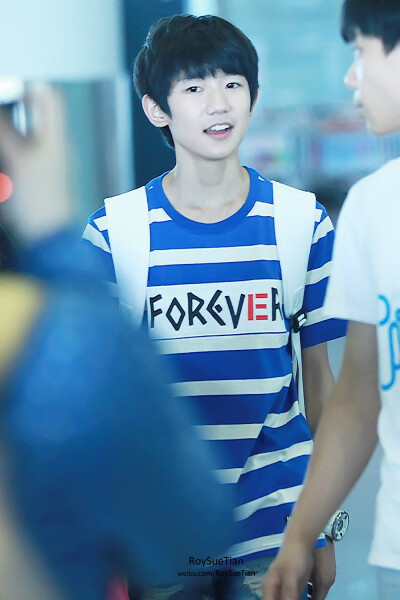 TFBOYS王源 620重庆-首都机场 cr-RoysueTian 微笑 暖男 wangyuan