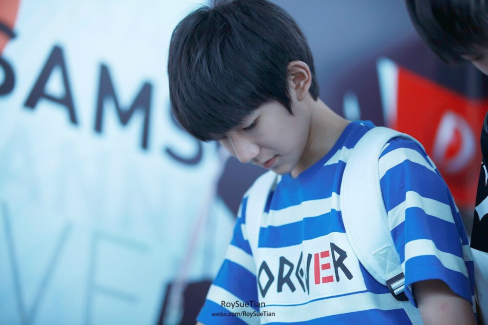 TFBOYS王源 620重庆-首都机场 cr-RoysueTian 微笑 暖男 wangyuan