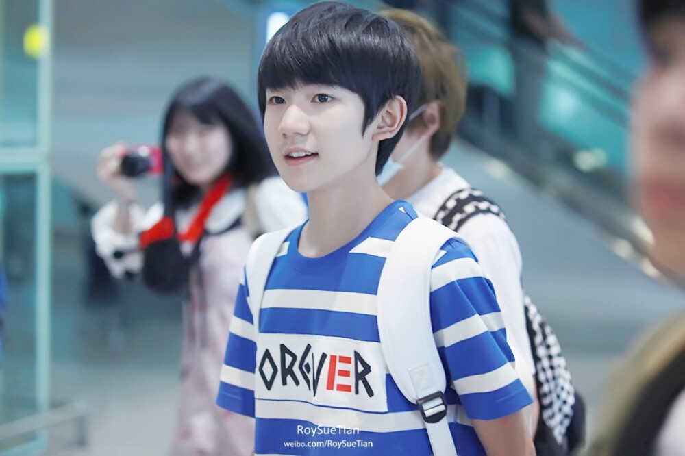 TFBOYS王源 620重庆-首都机场 cr-RoysueTian 微笑 暖男 wangyuan