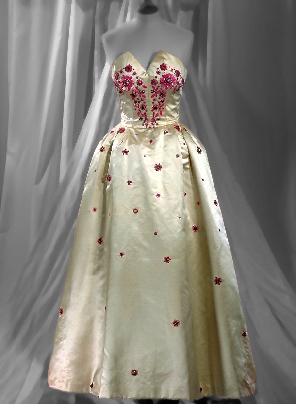 Beaded silk satin gown, Norman Hartnell, 1953.