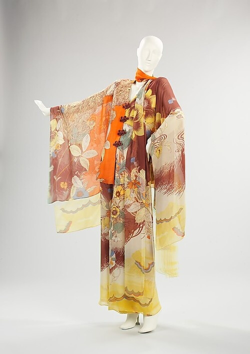 Evening ensemble Hanae Mori (Japanese, born 1926) Date: 1966–69 Culture: Japanese Medium: silk