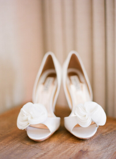 #白色婚鞋# Wedding shoes with attitude! 曦