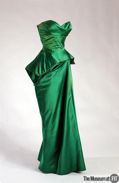 Evening dress, Charles James, ca. 1957. Silk satin.