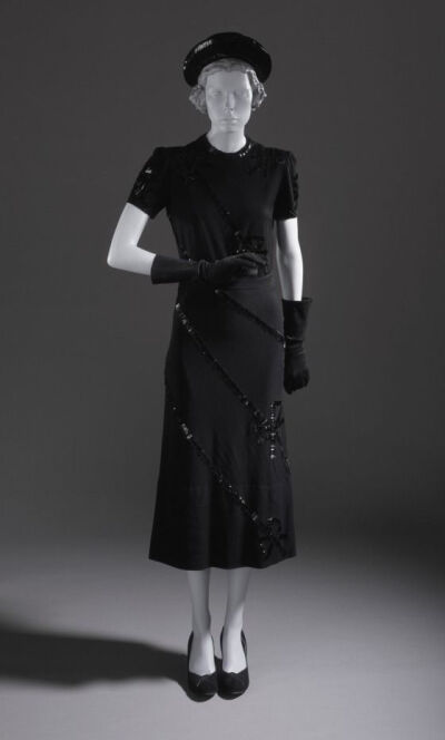 ~Woman's Cocktail Dress with Matching Belt and Hat Paquin (house of) (France, Paris, 1891-1956) France, 1939 Costumes; ensembles Wool jersey ...~