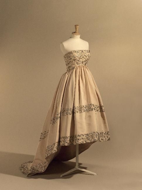 Dress Cristobal Balenciaga, 1959