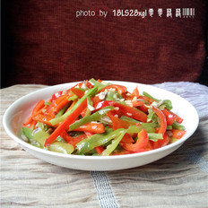 甜椒四季豆http://www.hxmeishi.com/jiachang/5600.html