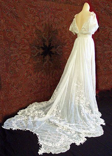 ~1930s antique style ivory lace wedding dress~