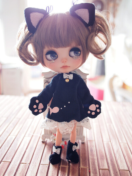 二手 blythe十周八周双侠粉小花mmk等避暑 冬日 晨光拍前联系