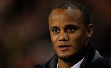 孔帕尼（比利时） 英文名:Vincent Kompany 生日:1986-4-10 身高:1.9 体重:85 位置:后卫 比赛信息 国家队出场次数/进球数：58次/4进球 曾效力俱乐部：汉堡 本赛季俱乐部出场数：出场37次/5进球 现役俱乐部:曼城