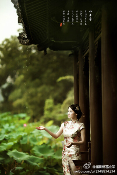 天开始雨了～人是不快乐。一组旧片《如梦令》@新浪江苏旅游 @南京玄武湖@中国视觉典藏 @南京头条 @南京旅游志愿者 #梅雨季#