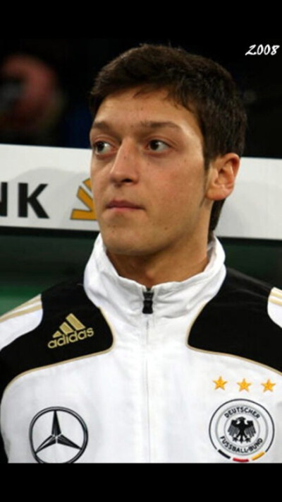 Mesut Özil（2006—2014）272进化史