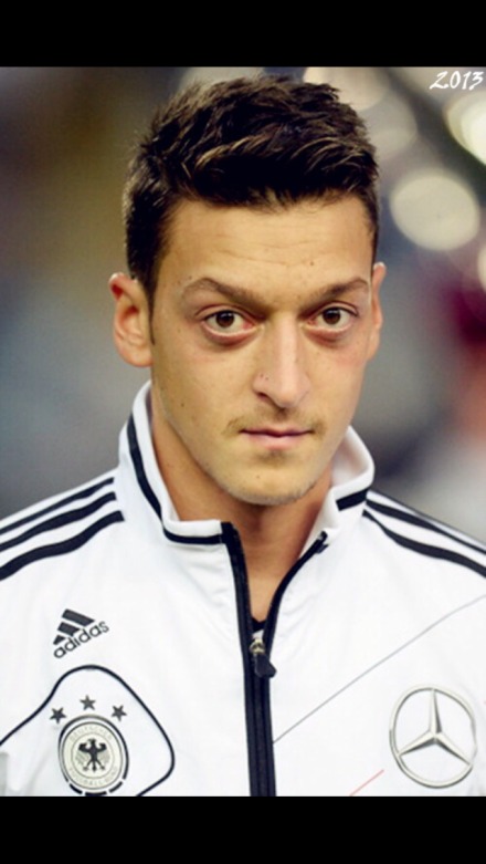 Mesut Özil（2006—2014）272进化史