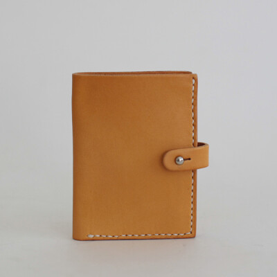 joydivision vintage 棕色纯手工 牛皮 竖版 带扣 植鞣短 钱包