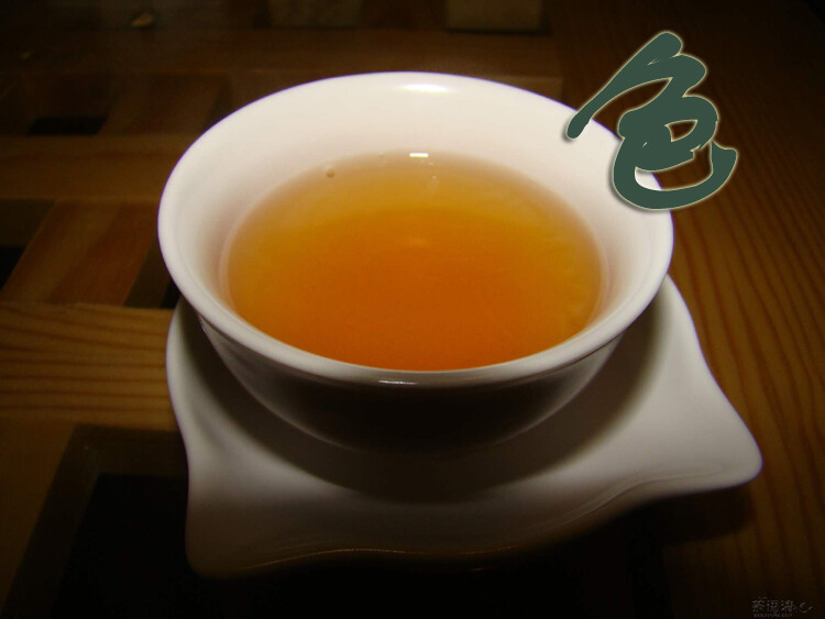 夏茶养丛，秋茶打顶