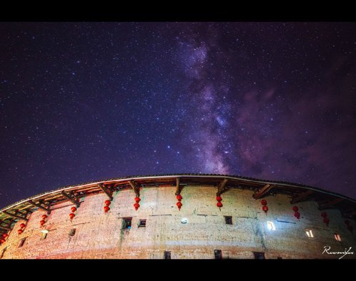 摄影师rumilu的南靖土楼星空摄影图片欣赏