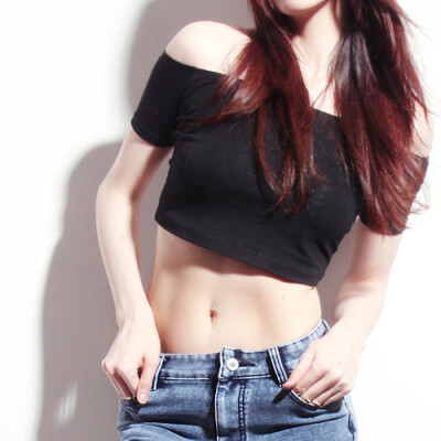 F107 一字领露肩超性感简约露腰露脐短款简约欧美高腰T恤