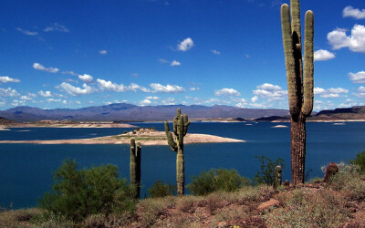 凤凰城普莱森特湖(Lake Pleasant)水上摩托艇体验