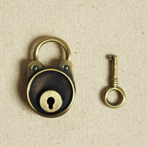 复古小熊锁日记本行李箱可爱带钥匙可打开古铜色仿古挂锁