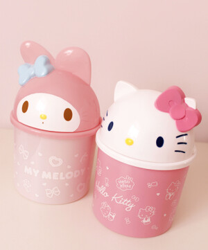 hello kitty+melody 桌面迷你垃圾桶（￥32.00）