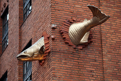 雕塑与旅途：世界最具创意雕像top25 #14 Salmon Sculpture In Portland 波特兰的鲑鱼雕塑  美国俄勒冈州