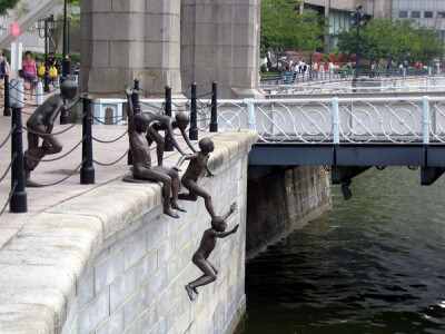 雕塑与旅途：世界最具创意雕像top25#8 People Of The River 河之子  新加坡